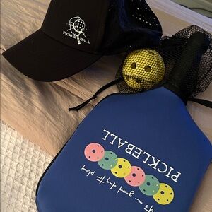 2 Pickleball Paddle Set & Navy New Cap